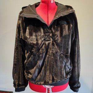 North Face faux fur 1/4 button fleece